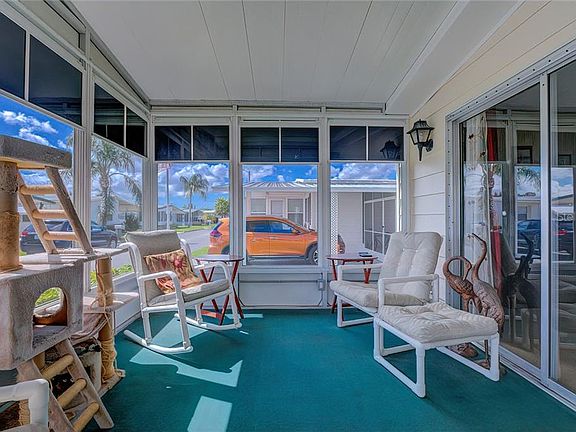 3rd image of 2107 Oahu Dr