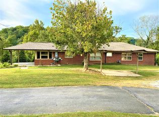 111 Lee Ln, Clinton, TN 37716