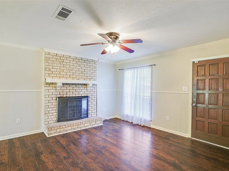 2525 Gina Dr — Photo 8