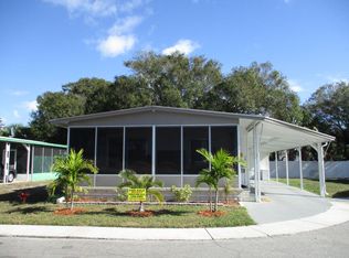 601 Starkey Rd LOT 32, Largo, FL 33771