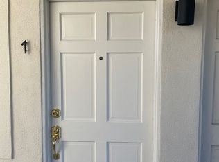 5819 Carlton Way APT 1, Los Angeles, CA 90028