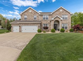 13 Macleod Ct, Dardenne Prairie, MO 63368