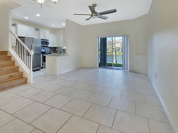 3rd image of 161 Aston Grande Dr