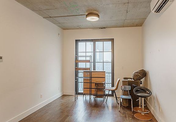 5th image of 187 Kent Ave #305