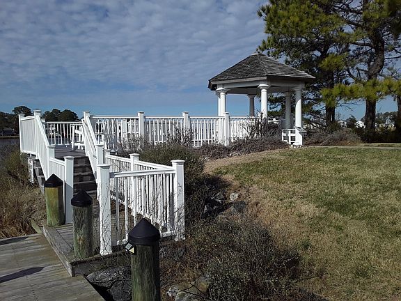 Deck overlooking White's Creek