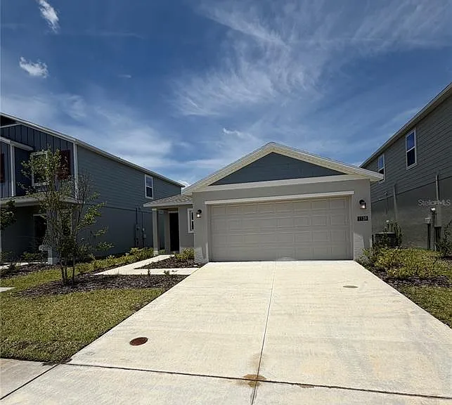 1139 Belle Isle Ln — Photo 2