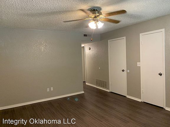 2nd image of 605 Champion Ln