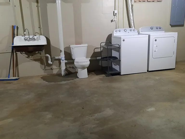 1339 Highland Dr — Photo 22