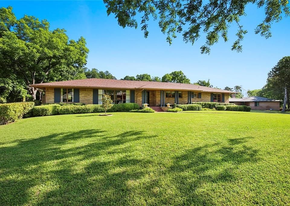 1654 Handley Dr, Dallas, TX 75208 | Zillow