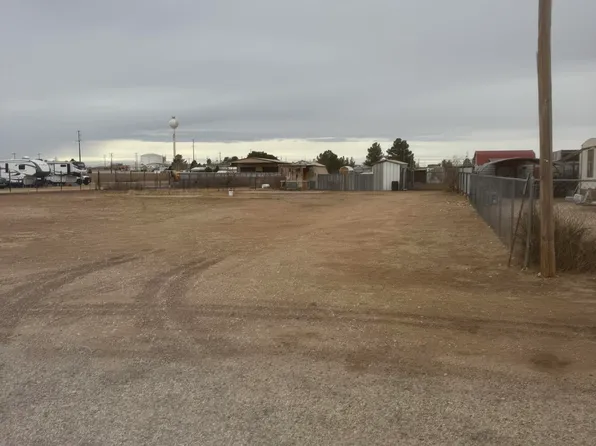 5609 & 5611 Sioux, Carlsbad, NM 88220