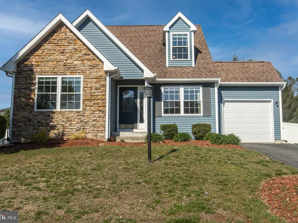 114 Sunset Dr, Mount Royal, NJ 08061