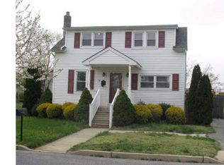 70 Woodland Ave, Thorofare, NJ 08086