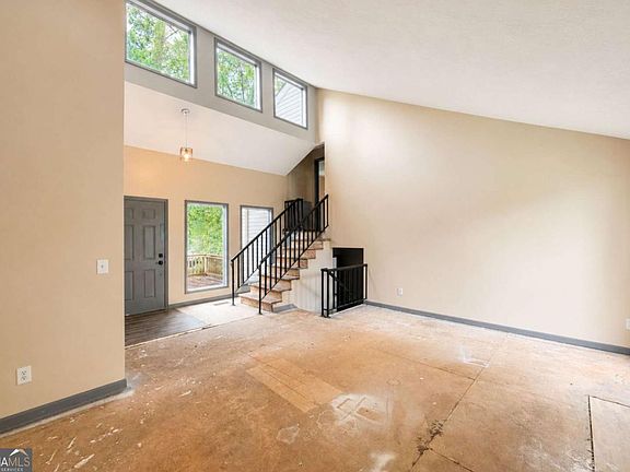 4th image of 6742 Oakland Dr