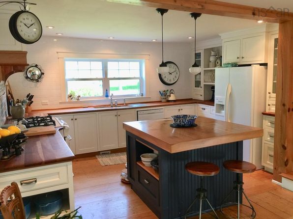 906 Woodville Rd, West Hants, NS B0N 2A0