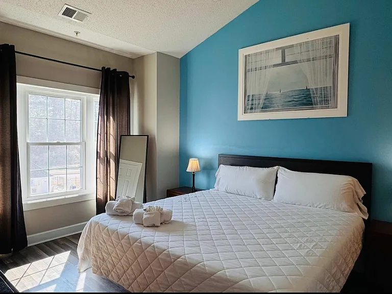 4870 Dahlia Ct #302 — Photo 2
