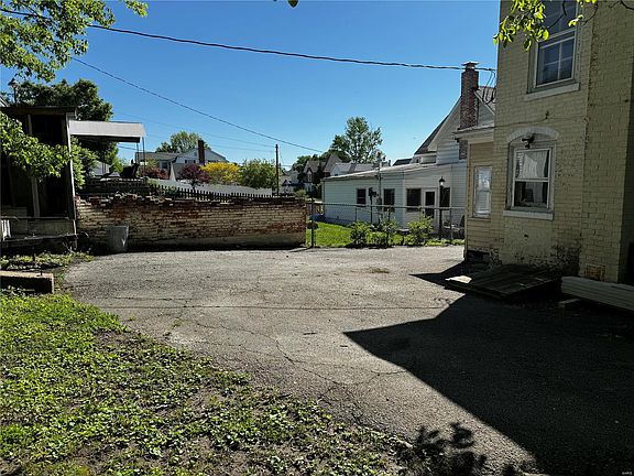 3rd image of 1111 Georgia St