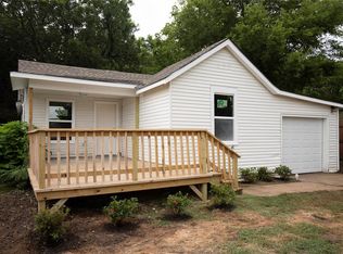 228 W Hanna St, Denison, TX 75020