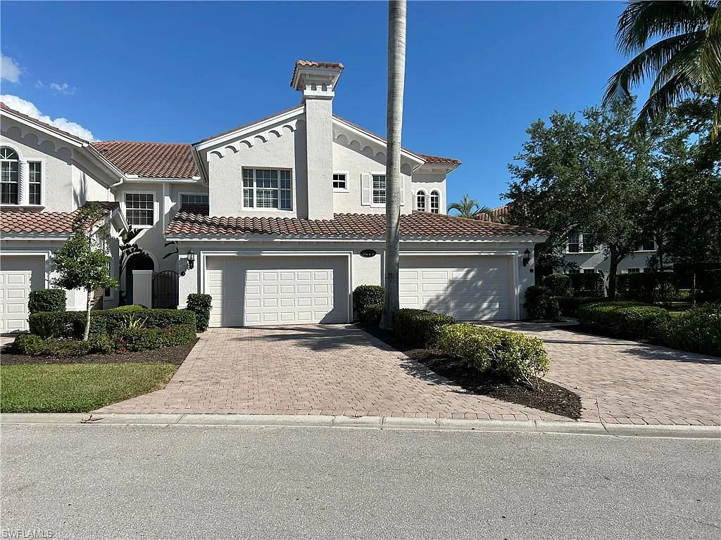 3 bed, 2.0 bath, 2408 sqft, $7,500 — Photo 1