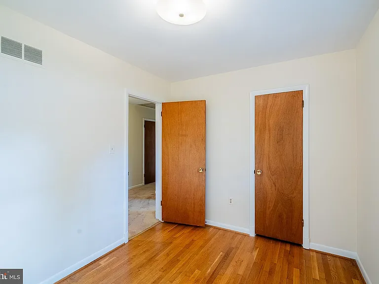 6608 Fairlawn Dr — Photo 16