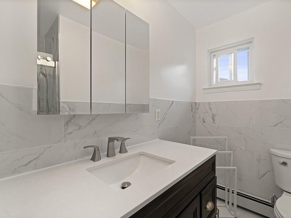 1st image of 439 Beach 21st St