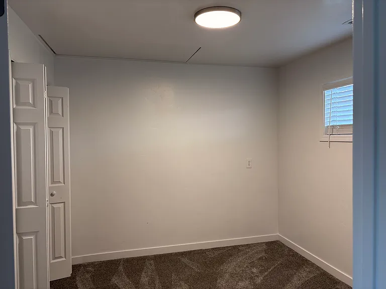 2109 Dallas St — Photo 17