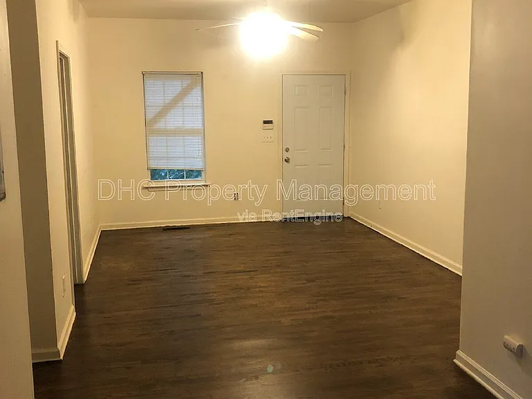 1944 North Ave NW — Photo 4