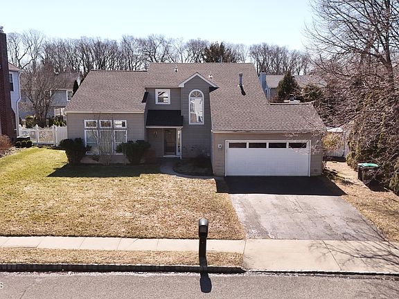 4th image of 52 Sweet Gum Road