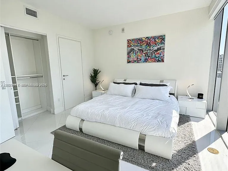 1300 Brickell Bay Dr #3101 — Photo 13