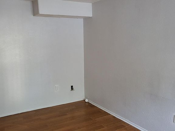 2nd image of 177 Lori Anne Ln