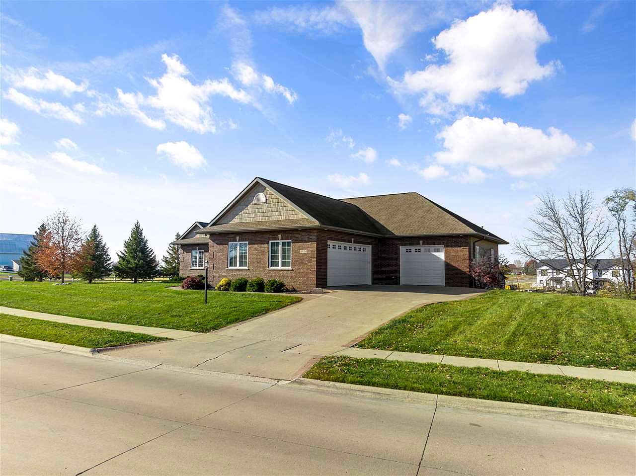 3920 Buckingham Ln, Iowa City, IA 52245 Zillow