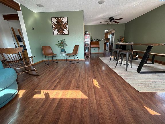 5th image of 3611 S Benton Pl