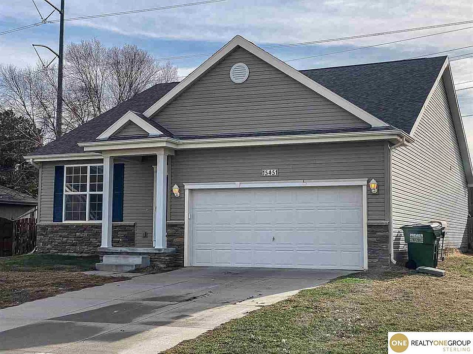 1st image of 15451 Robin Dr