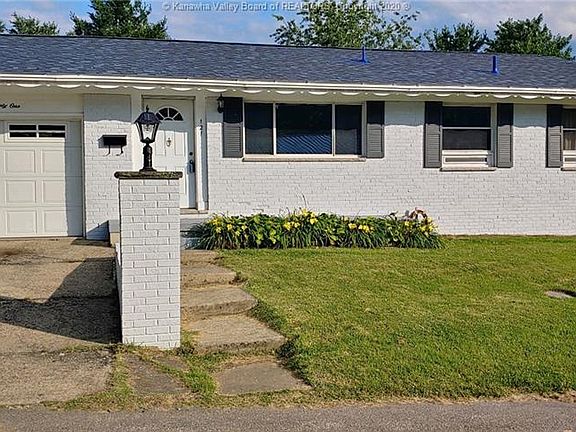 2nd image of 121 Vaturia Dr