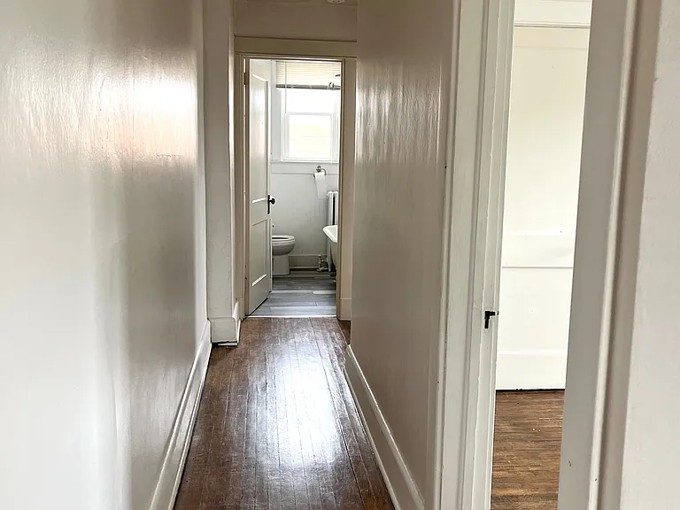 517 Bourbon St — Photo 18
