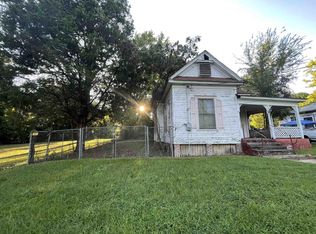 309 Young St, Marshall, TX 75670