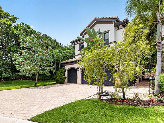 4th image of 8991 Little Falls Way
