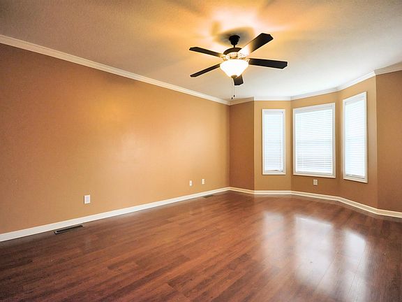 3rd image of 2505 Centerstone Cir