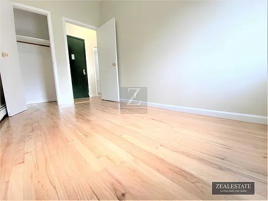 Rented by ZealEstate Group Inc | media 10