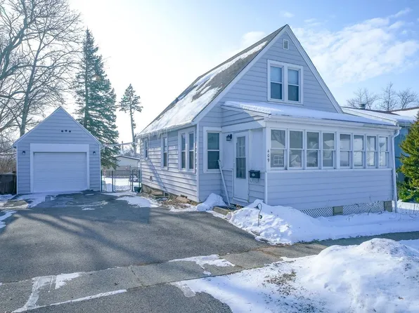 409 W Lincoln St, Mount Morris, IL 61054