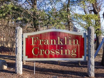 410 Franklin Crossing Rd UNIT 410, Franklin, MA, 02038