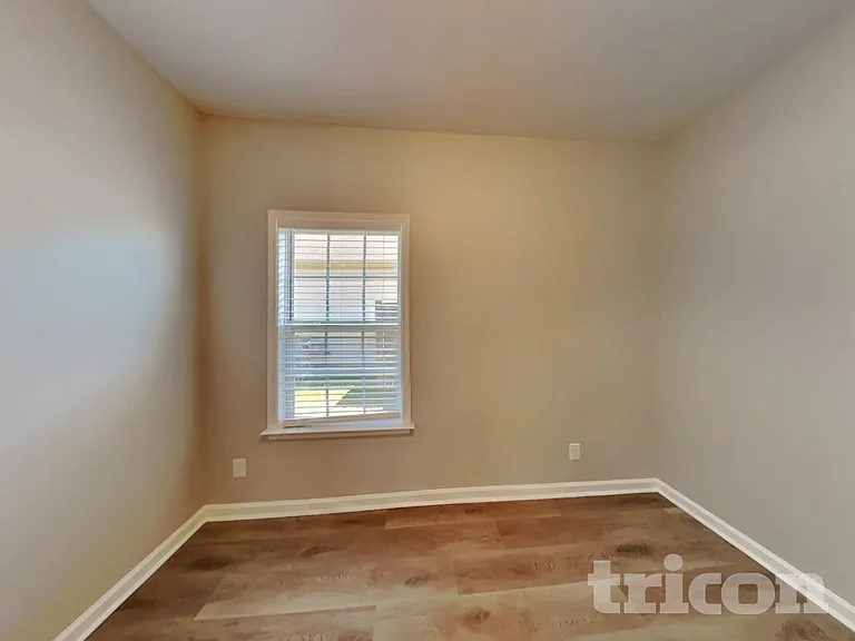 1529 Bending River Dr — Photo 17