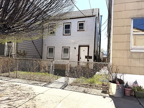 30 Searing Ave #2 Photo 1