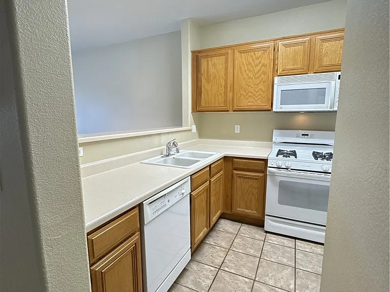 7131 S Durango Dr #203 — Photo 7