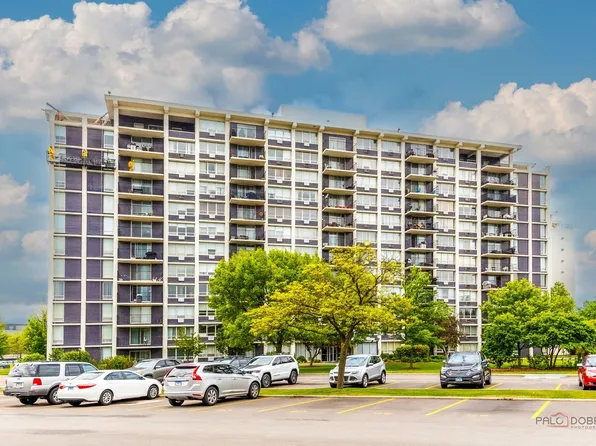 8801 W Golf Rd APT 6J, Niles, IL 60714