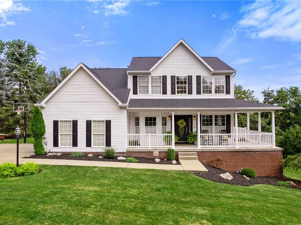 203 Lake Colony Dr, Venetia, PA 15367