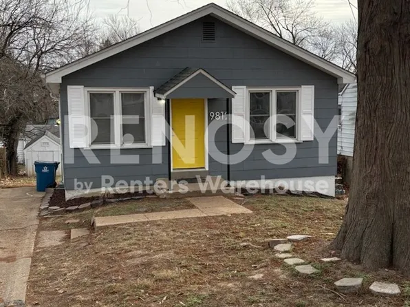 9812 Balboa Dr, Saint Louis, MO 63136