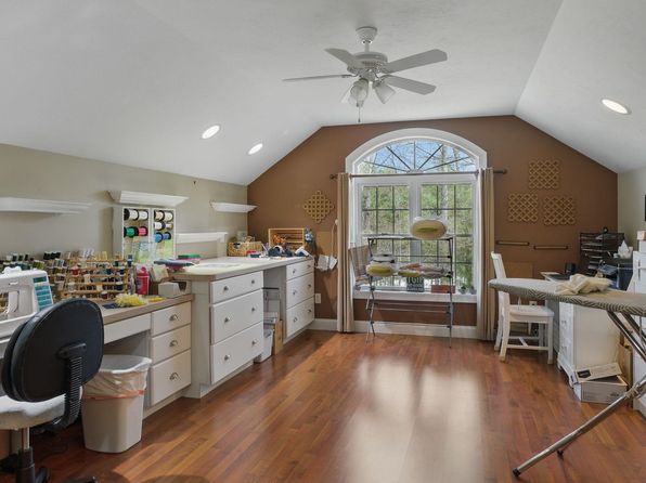 2 Louis Drive, Brookline, NH 03033