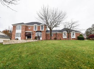 16400 Ranchester Dr, Chesterfield, MO 63005
