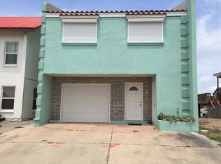 1418 Harbor Island Dr, Port Isabel, TX 78578