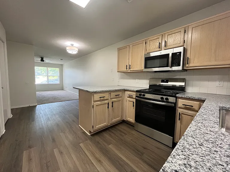 3507 SW McDanial Ave — Photo 3